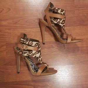 Sam Edelman Jaguar Print